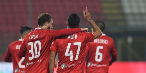 Colocado há 49 dias | 257 visualizações. Dany Mota regala tre punti preziosi contro la Reggina ...