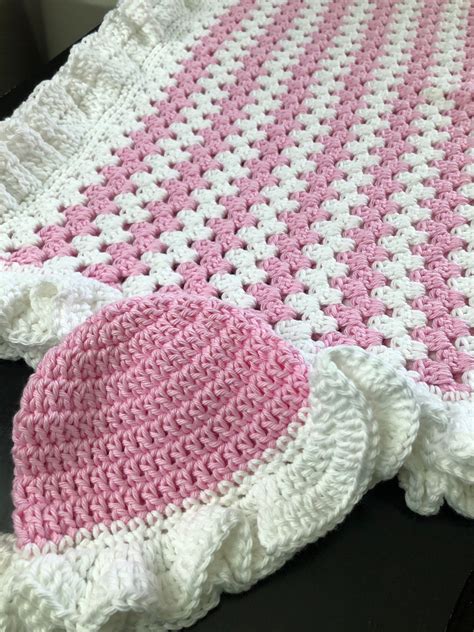 Crochet Delicate Edge Pink And White Baby Girl Blanket 96d