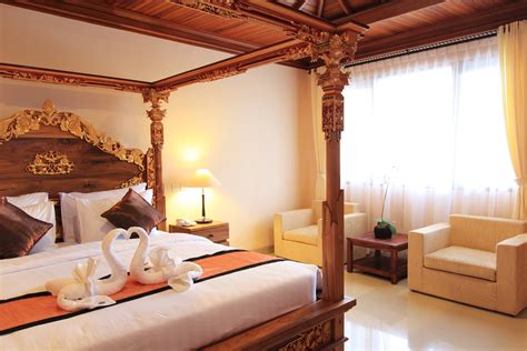 10 Deluxe Room Balinese Bed Alchemy Tours