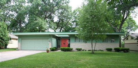 The four bedrooms in 1950s prefab home. Ranch houses come of age | Past & present | Ranch style ...