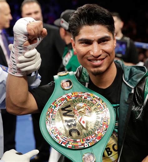 Mikey Garcia Earns Wbc Lightweight Title With Knockout Of Dejan