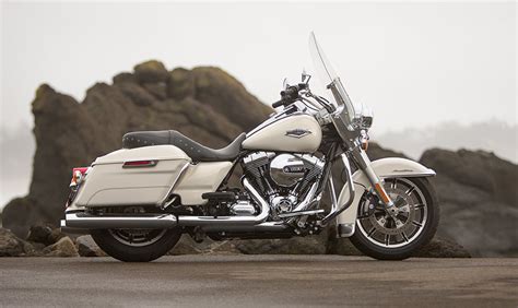 Achieve total domination of the roads in the exciting king of the road. HARLEY DAVIDSON Road King specs - 2014, 2015 - autoevolution