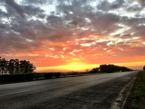 You can start your road trip on the great ocean road and move your way north. Free Images : horizon, cloud, sky, sun, sunrise, sunset, road, field, prairie, sunlight, morning ...