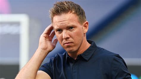 Nagelsmann was a professional player but moved into coaching when his career ended early because of knee injuries. Nagelsmann: "PSG superiore, vogliamo riprovarci" - VIDEO
