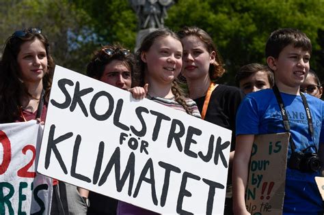 Greta Thunberg Im Buch Szenen Aus Dem Herzen über Die Klimaaktivistin Der Spiegel