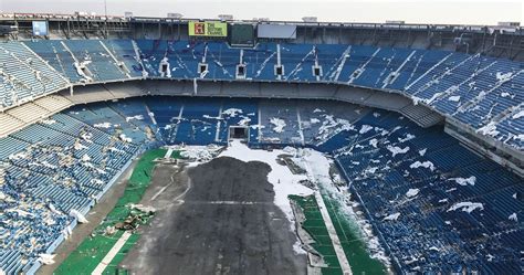 20 Photos Of Stadiums That Were Sadly Left Behind