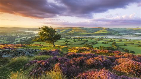 Landscape Of The Peak District National Park At Sunrise Bamford Derbyshire England Uk