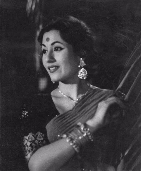 Madhubala Vintage Bollywood Most Beautiful Indian Actress Indian Film Actress