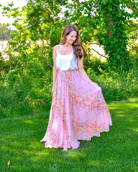 Sharing Another Cute Flowy Floral Maxi Skirt From Chicwish Floral Pink