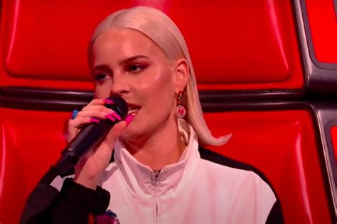 The Voice Uk Fans Wowed By Anne Marie Live Performance