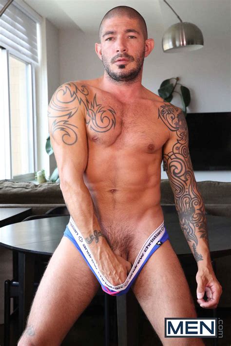 Model Of The Day Johnny Hazzard Still Lookin’ Good Daily Squirt