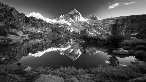 Black And White Mountain Wallpapers Top Free Black And White Mountain