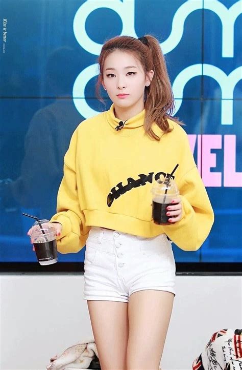 Red Velvet Seulgi Kpop South Korean Girls Korean Girl Groups Best Kisses Kang Seulgi Red