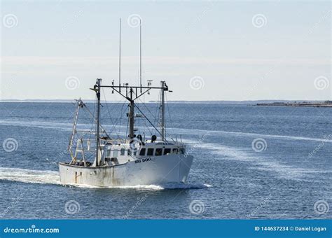 Scallop Dragger Big Dog Approaching New Bedford Editorial Stock Image