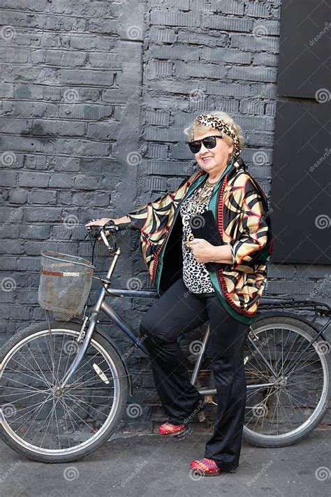 Eighty Year Old Granny With A Bicycle Outdoors Stock Image Image Of Cool Active 234220175