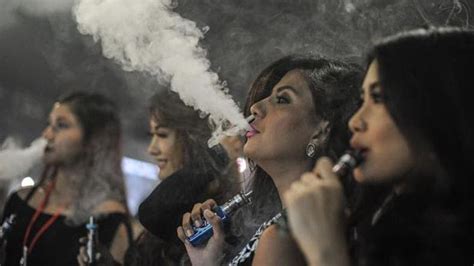 Your best bet if you don't have money for a bribe is to cry. 'Un-Islamic' e-cigarette habit catches like fire in ...
