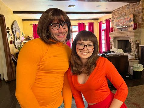 Tw Pornstars 1 Pic Leana Lovings 💕 Twitter Which One Makes A Better Velma Me Or Nathan
