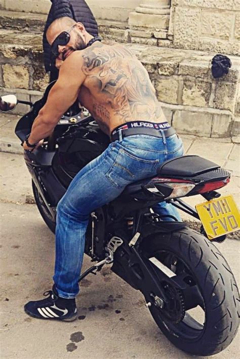 Pingl Par Steven Schlipstein Sur Men On Motorcycle Motard