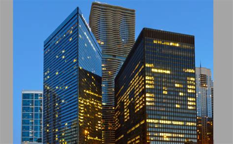 Combined insurance is not the way to go if you want to work in the professional insurance business. Combined Insurance renewed its lease in Downtown Chicago's ...
