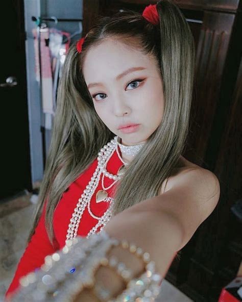Although i personally like bts better, i still think the girls have some talent. BLACKPINK's Jennie Reveals Why She Does Not Tie Pigtails On Stage | Kpopmap