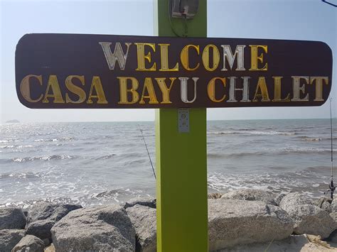 The entire venue comfortably accommodates up to 3 guests. CASA BAYU CHALET, YAN - PENGENALAN - TRAVEL WITH VKEN