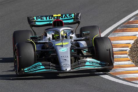 Hamilton Change In Mercedes F1 Car Performance Like A Mood Swing