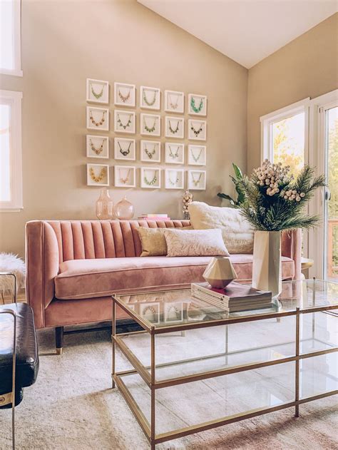 20 Blush Pink Room Decor