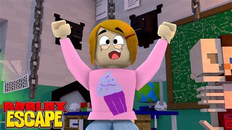 Roblox Escape Summer Babe Obby With Molly YouTube