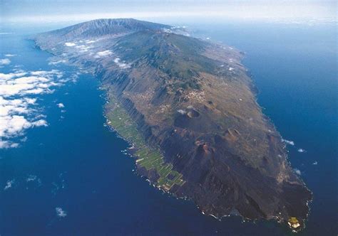 Earthquake Swarm Detected Under Cumbre Vieja Volcano Canary Islands