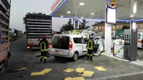 Incidente Mortale A Le Querce Vicino Deruta Un Uomo Perde La Vita