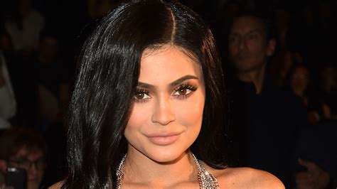 Times Kylie Jenners Makeup Was Super Pretty Stylecaster
