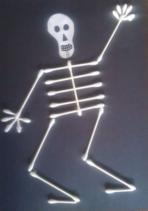 Q-Tip Skeleton Halloween Craft for Kids | Woo! Jr. Kids Activities