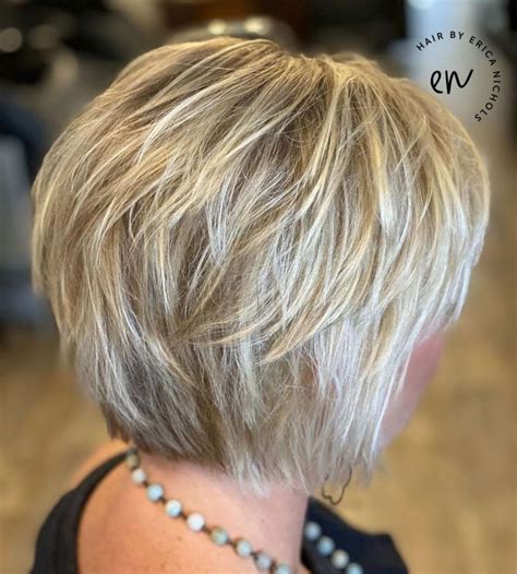 20 Short Feathered Haircuts With Bangs Short Hairstyle Trends The