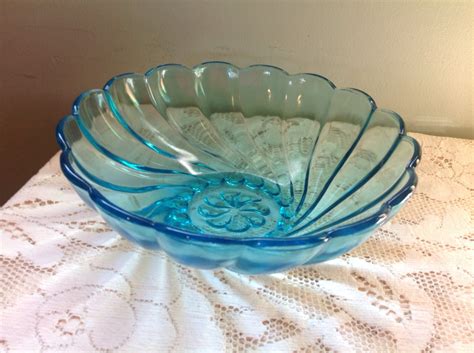 Hazel Atlas Capri Blue Serving Dessert Bowl Turquoise Glass Bowl