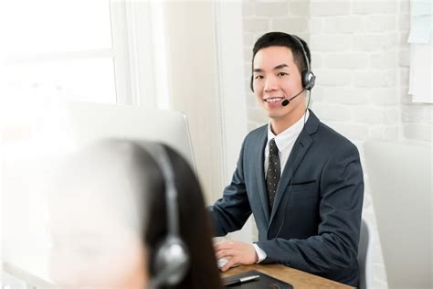 Premium Photo Male Asian Telemarketing Customer Service Agent Working