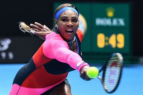 Serena Williams Turns Back Time At Australian Open The New York Times