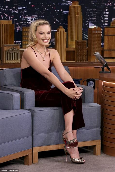 Margot Robbie Fails To Fool Jimmy Fallon On Tonight Show Daily Mail