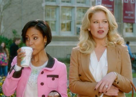 Bad Moms Trailer 2 Showcases Christina Applegate As Pta Mom From Hell
