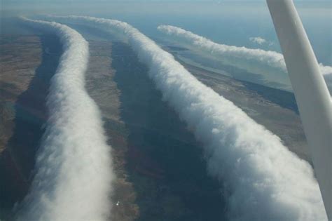 15 Incredible Cloud Formations