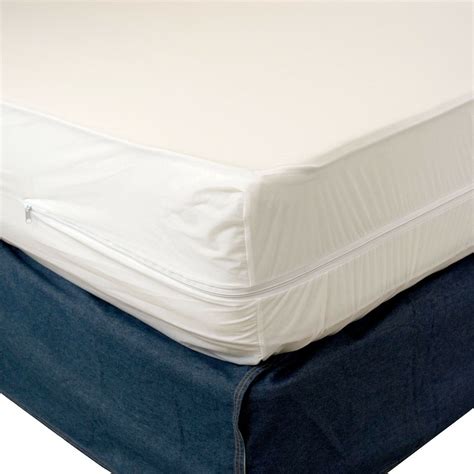 We researched the best options to keep your mattress safe and protected. Zippered Fabric Waterproof & Bed Bug/Dust Mite Mattress ...