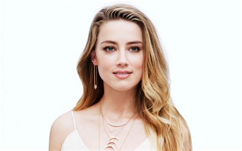 Download 1920x1200 Wallpaper Amber Heard Pretty Smile Portrait