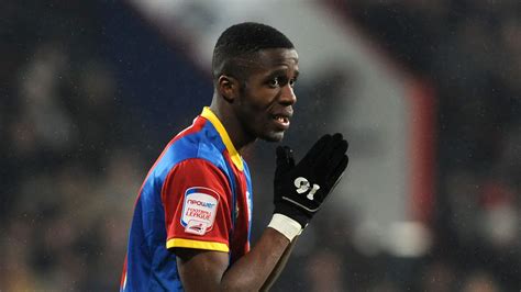 Wilfried Zaha Signs With Manchester United