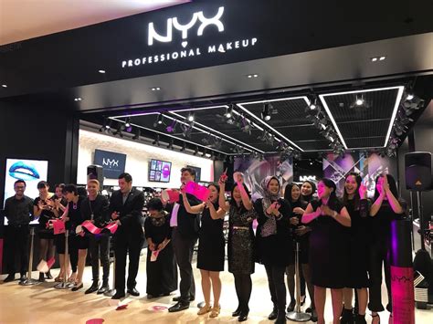 Shine loud high pigment lip shine | nyx professional makeup. NYX Professional Makeup Opened First Flagship Store in ...