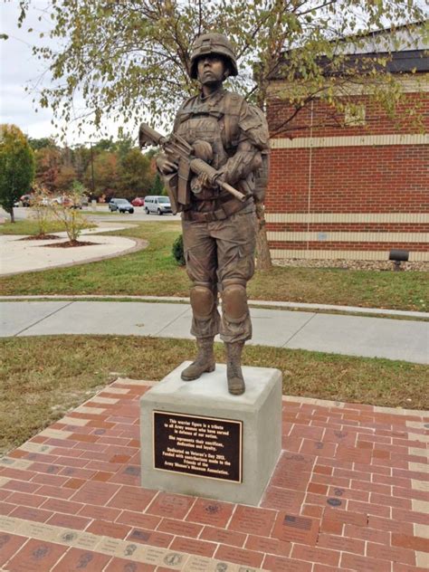 Statue Honoring Female Soldiers In Army Unveiled At Fort Lee Military