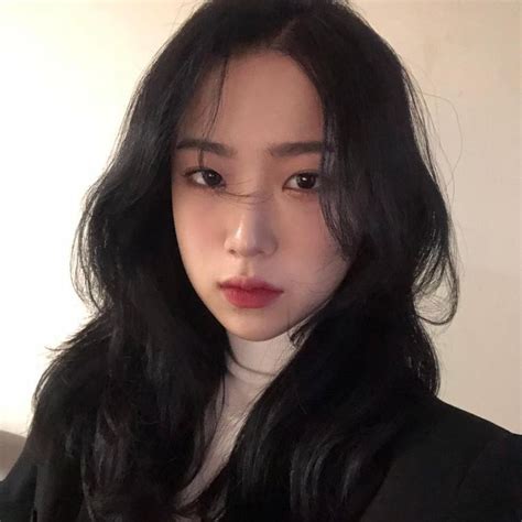 🧿 𝗶𝗻𝟬𝗿𝗴𝗮𝗻𝗶𝗰 Ulzzang Hair Ulzzang Korean Girl Girls With Black Hair