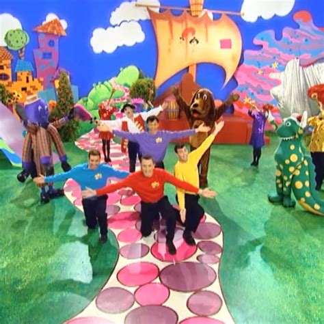Here Come The Wiggles Song Its A Wiggly Wiggly World On Our