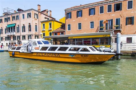 Getting Around Venice A Guide To Venice Transportation