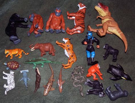 Lot Of Animals Poseable Action Figures And Plastic Figurines Kandm