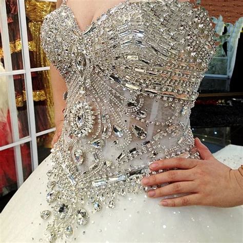 New Arrival Ball Gown Crystals Organza Bling Bling Strapless Sweetheart