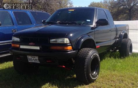 2003 Chevrolet S10 With 15x12 63 Black Rock D Widow And 32115r15